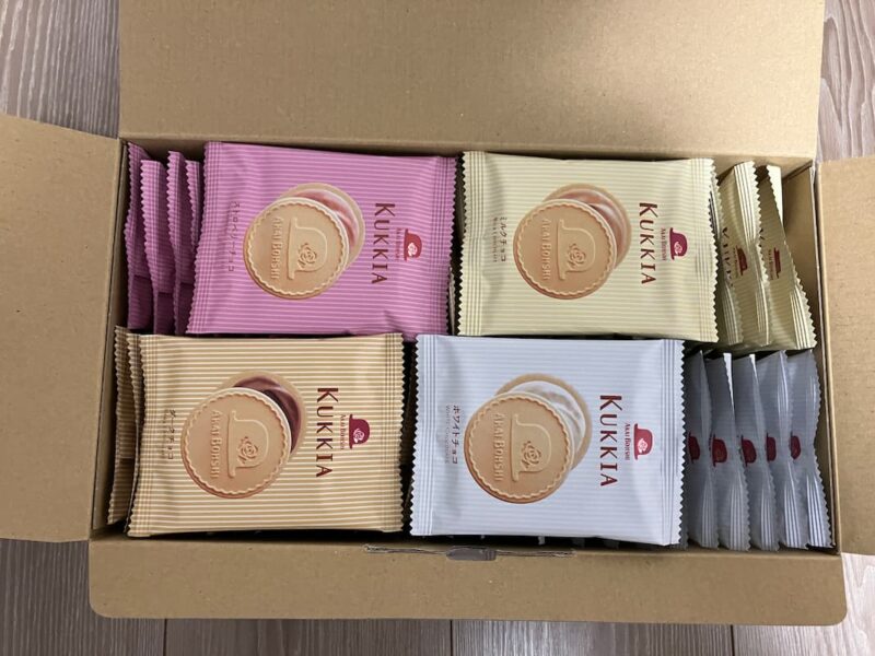KUKKIA箱の中身